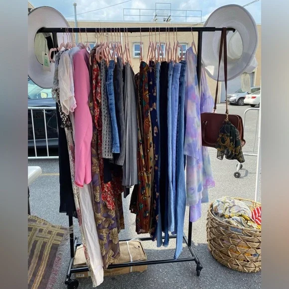 5LB VINTAGE/Y2K RESELLER BOX - VARIOUS SIZES - Picture 2 of 3